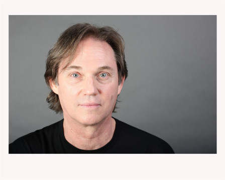 Richard Thomas, who performs Mark Twain Tonight! at The Town Hall on November 2