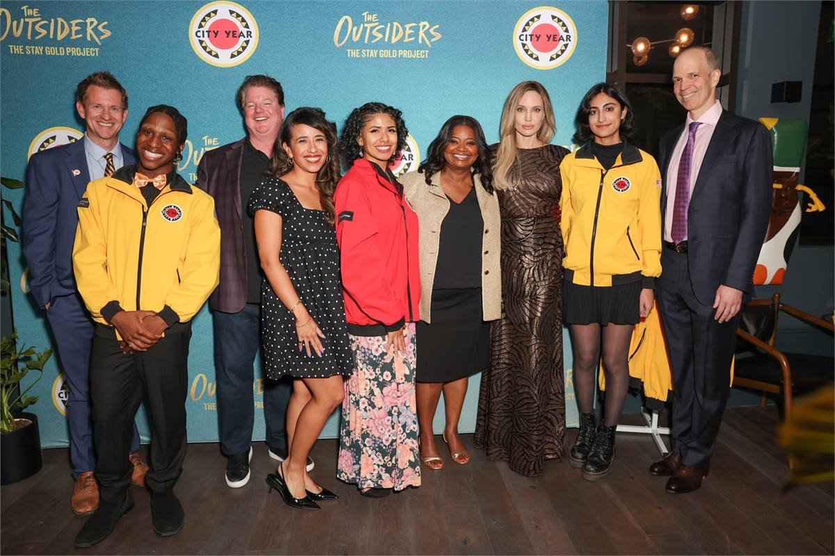 Octavia Spencer and Angelina Jolie with City Year AmeriCorps members and staff at the Stay Gold Project kickoff in Los Angeles. Photo courtesy of The Outsiders
